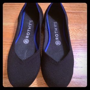 Rothys size 8 - The Flat